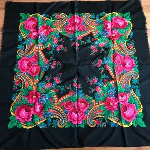 Brand New Authentic Traditional Russian Shawl